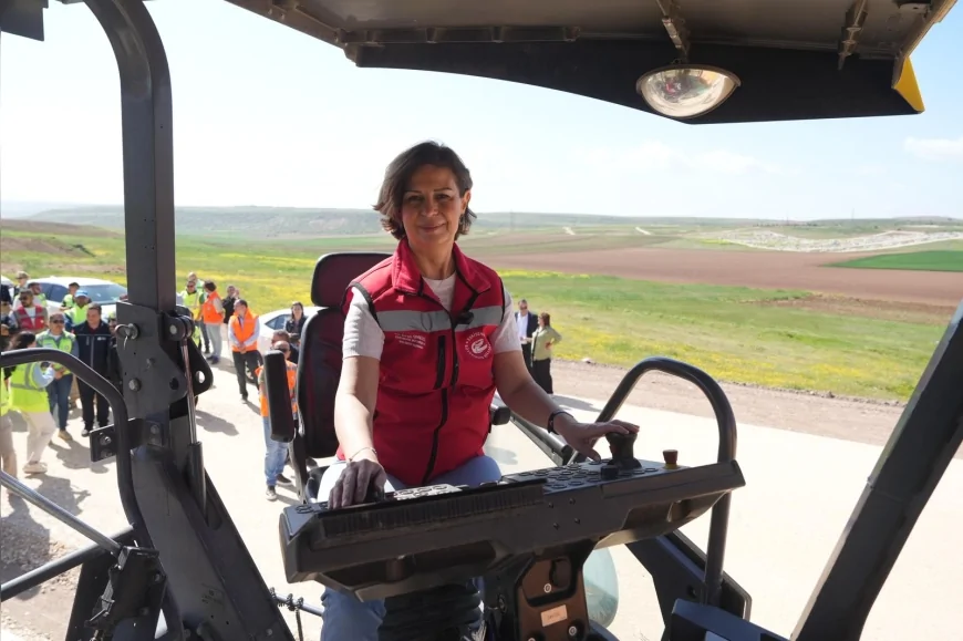 Eskişehir Büyükşehir Belediye Başkanı Ayşe Ünlüce: “2026 asfalt sezonunda ana arterleri kentimize kazandırmayı sürdüreceğiz”