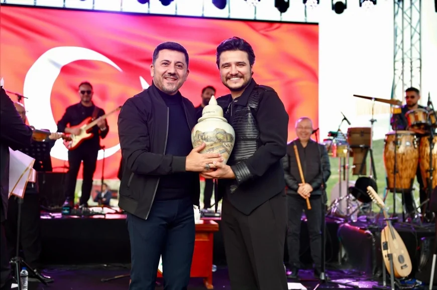 Nevşehir Belediye Başkanı Rasim Arı: “19 Mayıs’ın gurur ve mutluluğunu gençlerimizle birlikte yaşıyoruz”