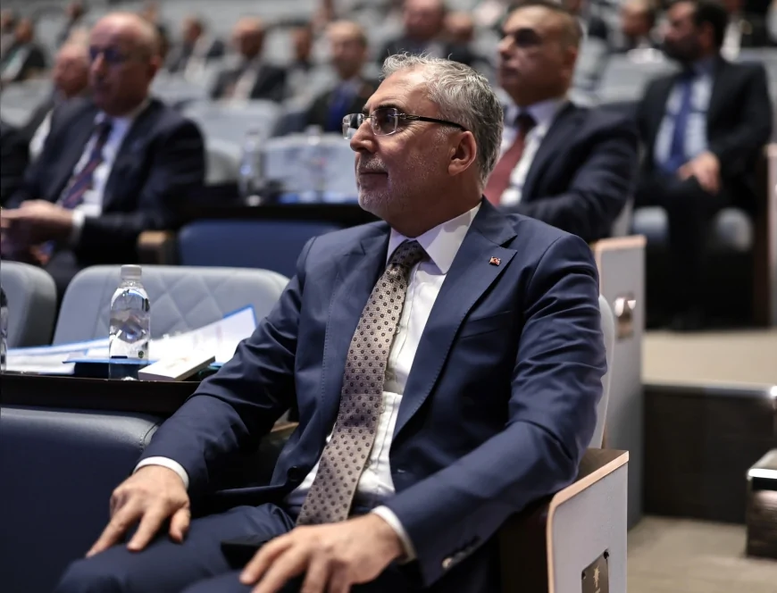 Çalışma ve Sosyal Güvenlik Bakanı Prof. Dr. Vedat Işıkhan: “İŞKUR Gençlik ile 220 bine yakın gencimizi programdan faydalandırdık”
