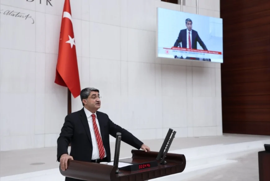 DEVA Partisi Genel Başkan Yardımcısı Mehmet Emin Ekmen: “Gençlerin karşılaştığı sorunlar geleceği doğrudan etkiliyor”
