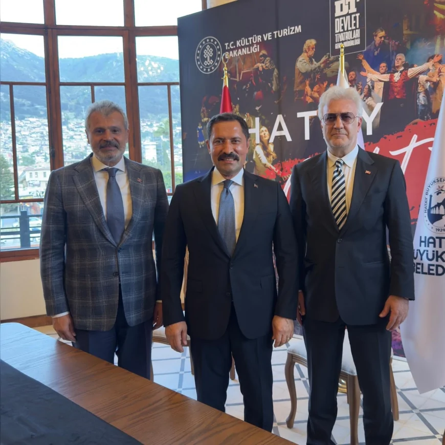 Devlet Tiyatroları Genel Müdürü Tamer Karadağlı: “Hatay’ın Kalıcı Devlet Tiyatroları Sahnesini Kuruyoruz”
