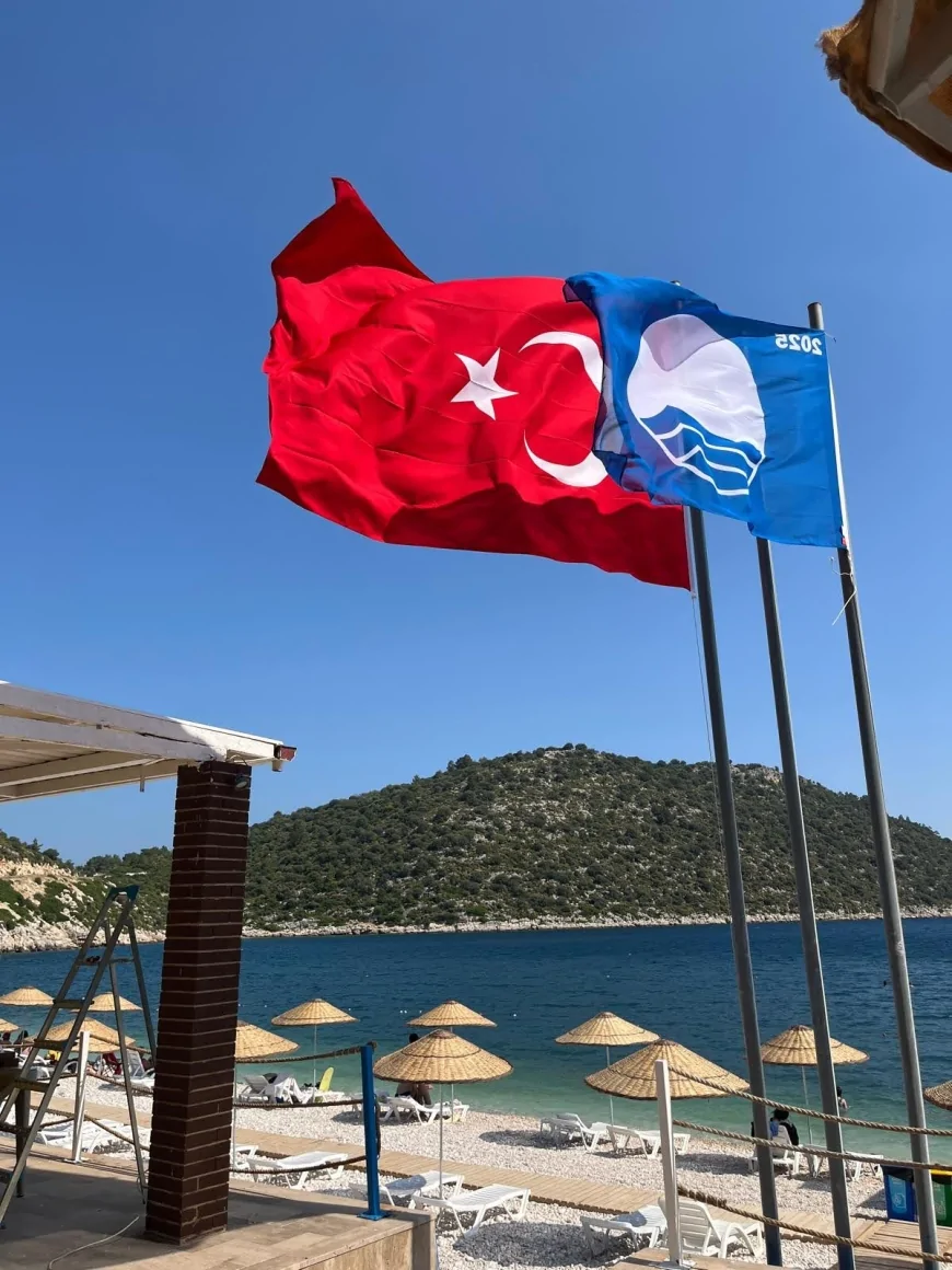 Kültür ve Turizm Bakanı Mehmet Nuri Ersoy: “Türkiye’nin Mavi Bayrak haritasını yeni halk plajlarıyla genişletiyoruz”