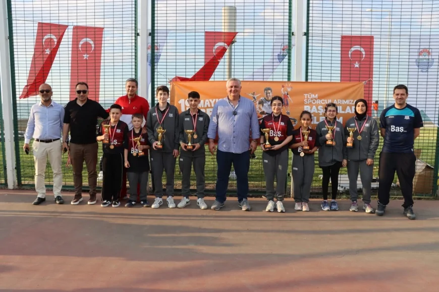 YALOVA’DA 19 MAYIS ETKİNLİKLERİNDE SPOR TURNUVALARI VE GÖSTERİLER BÜYÜK İLGİ GÖRDÜ