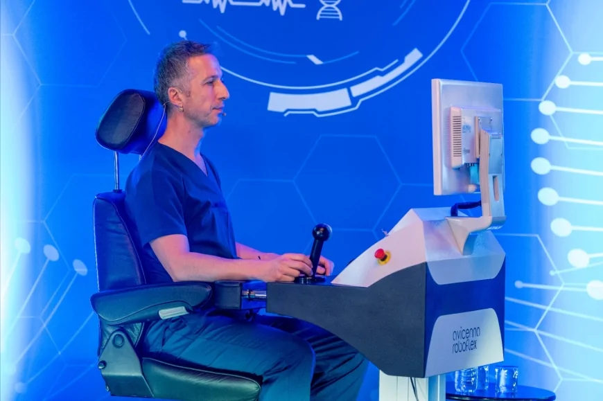 Sağlık Bakanlığı: “5G ve yerli robotla 1500 kilometre uzaktaki hastaya dünyada ilk böbrek taşı operasyonu yapıldı”