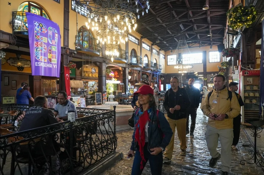 Eskişehir Büyükşehir Belediyesi’nden Şehir Hafızasına Yolculuk Niteliğinde Tarihi Yürüyüş Etkinliği