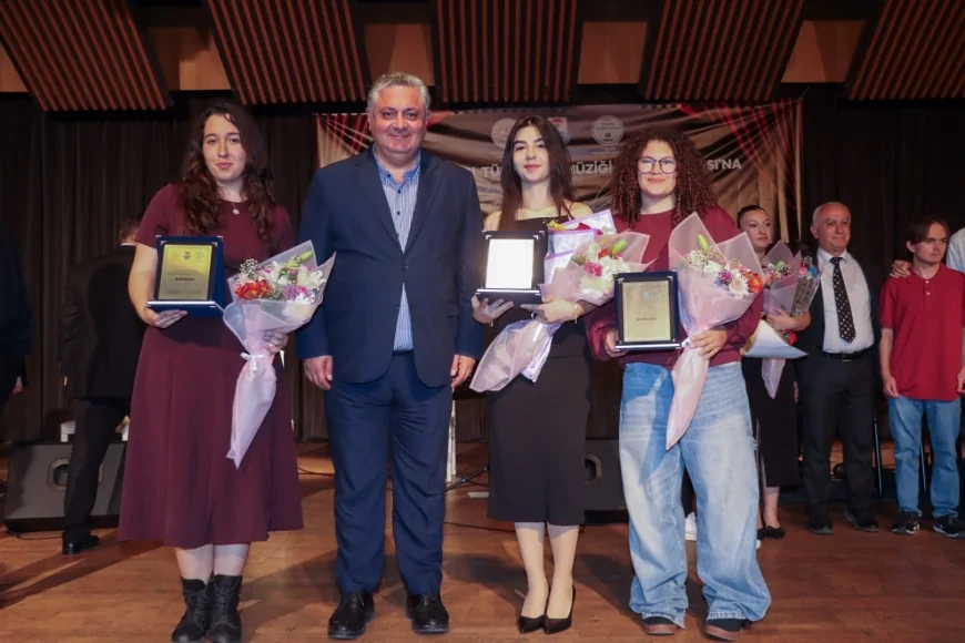 Yalova’da Liseler Arası Türkü Yarışması Düzenlendi, Başkan Mehmet Gürel: “Amacımız Daha Çok Öğrenciye Burs Verebilmek”