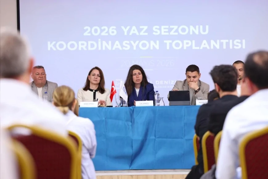 Çeşme Belediye Başkanı Lâl Denizli: “Yaz sezonunu esnafla güçlü koordinasyon içinde yürüteceğiz”