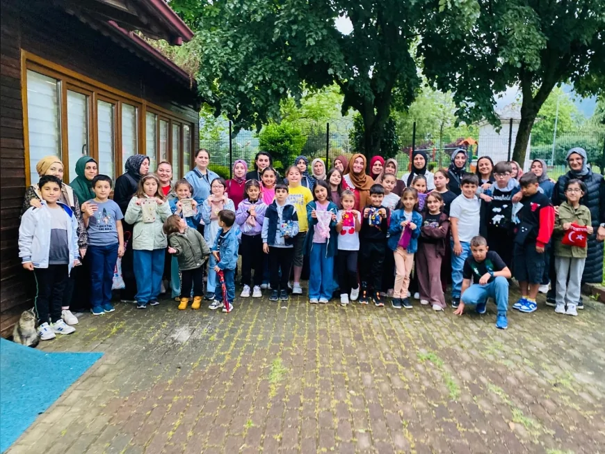 Başiskele Belediyesi Anne-Çocuk Atölyesi’nde Minik Eller Bayram Keselerini Tasarladı