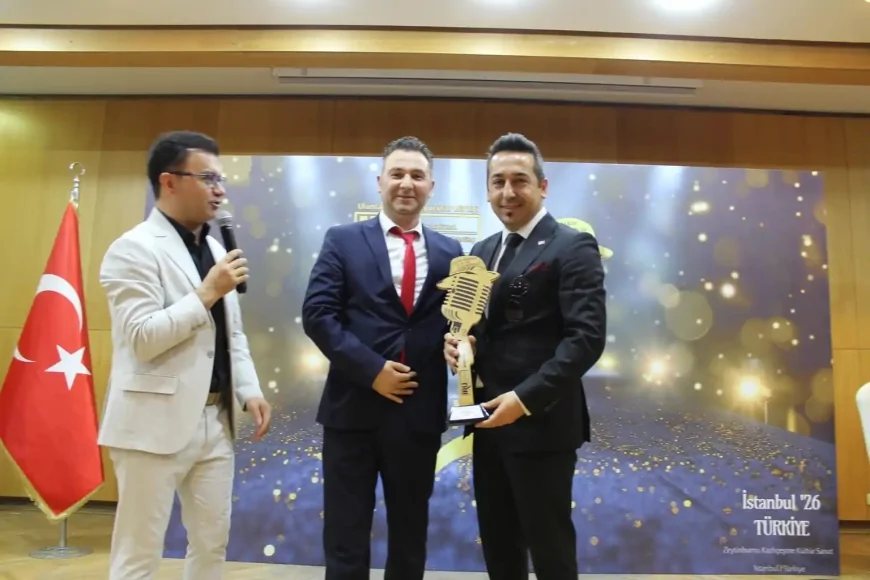 Uluslararası Radyocular Birliği’nden Bahadır Bulut’a ödül: “Alınan her ödül topluma daha fazla hizmet sorumluluğudur”