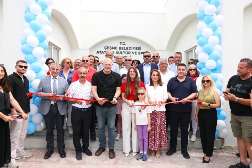 Çeşme’de 19 Mayıs Coşkusu Ilıca Atatürk Kültür ve Spor Merkezi Açılışıyla Kutlandı