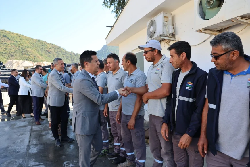 Marmaris Belediye Başkanı Acar Ünlü Kurban Bayramı Öncesinde Personelle Bayramlaştı