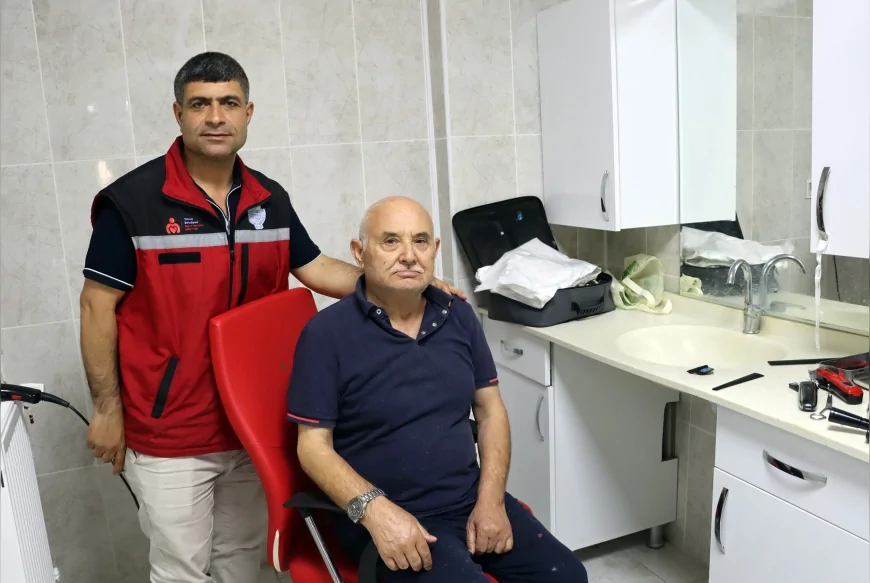 Yalova Belediyesi’nden Bayram Öncesi Huzurevi Sakinlerine Anlamlı Bakım Hizmeti
