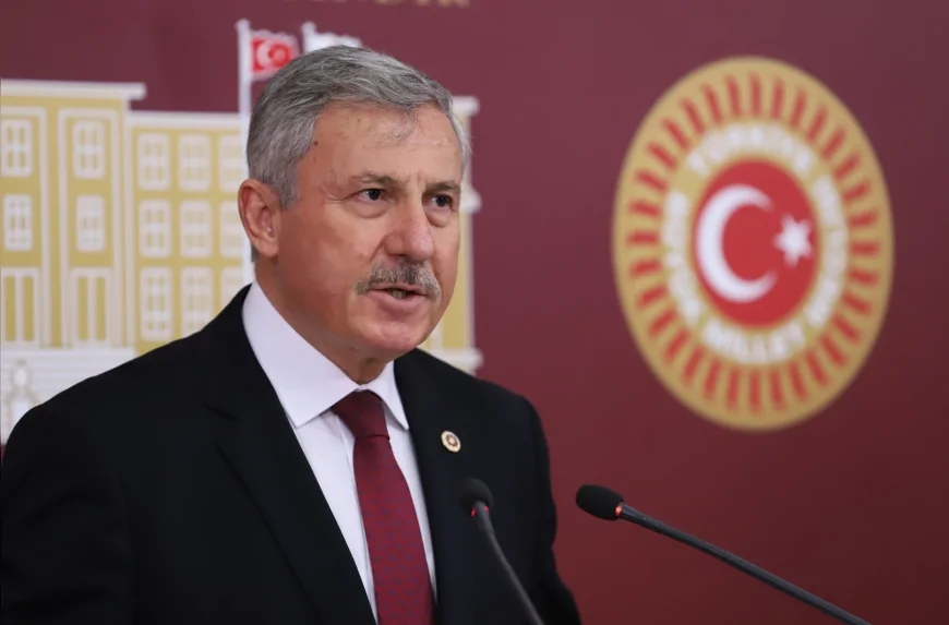 Yeni Yol Grup Başkanvekili Selçuk Özdağ: “Heybeliada’nın Vatikanlaşmasına izin verilemez”