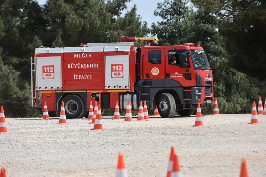 Muğla Büyükşehir Belediyesi İtfaiye Personeline Afetlere Hazırlık İçin Kapsamlı Eğitim Programı