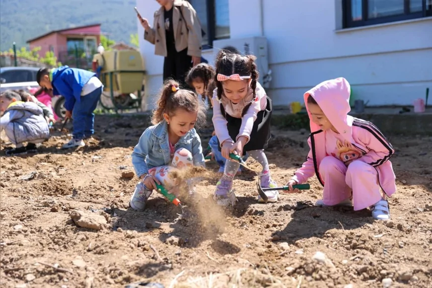 Buca Belediye Başkanı Görkem Duman: “Çocuklarımızın doğayla bağ kurmasını önemsiyoruz”