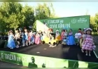Manisa’da Minikler Geri Dönüşüm Malzemelerinden Tasarladıkları Kıyafetlerle Podyuma Çıktı