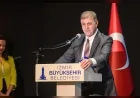 İzmir Büyükşehir Belediye Başkanı Dr. Cemil Tugay: “Nasıl Bir Dünyada Yaşamak İstediğinize Dair Hayalleriniz Olmalı”