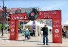 Maltepe’de 2. Plak Günleri başladı, müzik tutkunları nostalji dolu etkinlikte buluştu