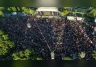 Beylikdüzü’nde vatandaşlar A Milli Futbol Takımı için Dünya Kupası heyecanını dev ekranda yaşadı