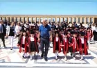 Mamak Belediye Başkanı Veli Gündüz Şahin: “Karne Sevincini Miniklerle Birlikte Anıtkabir Ziyaretiyle Taçlandırdı”