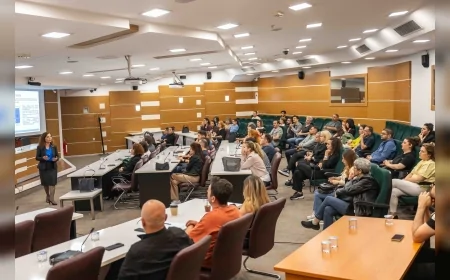 Bornova Belediyesi Mavi Su Verimliliği Belgesi Sürecinde Farkındalık Etkinliği Düzenledi, Minikler Geri Dönüşüm Defilesiyle Sahne Aldı