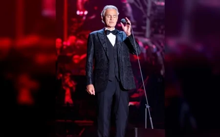 Dünyaca Ünlü İtalyan Tenor Andrea Bocelli Romanza Turnesi Kapsamında İstanbul'da Sahne Aldı