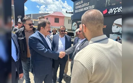 AK Parti Erzurum Milletvekili Abdurrahim Fırat Bayram Boyunca İlçe İlçe Gezerek Vatandaşlarla Buluştu