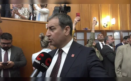 CHP GENEL BAŞKAN YARDIMCISI BURHANETTİN BULUT: “VATANDAŞ PARTİSİNE VE SEÇTİĞİ İRADEYE SAHİP ÇIKIYOR”