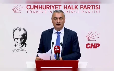 CHP Sözcüsü Müslim Sarı: “Kemal Kılıçdaroğlu’na yönelik sloganlar hakkında gerekli işlemler yapılacak”
