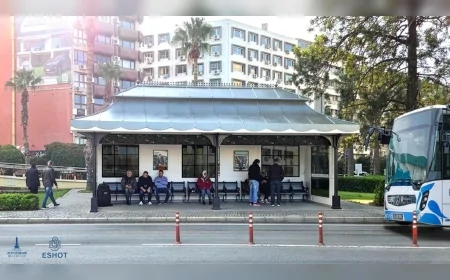 İzmir Büyükşehir Belediyesi Konak’ta kentin kimliğini yansıtan simgesel durak projesini başlattı