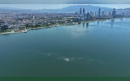 İzmir Büyükşehir Belediyesi İzmir Körfezi’nde 14’üncü kez dış kaynaklı kirlilik tespit edildiğini açıkladı