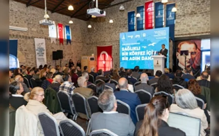 İzmir Körfezi’nde Son İki Yılda 1,2 Milyon Tondan Fazla Dip Çamuru Temizlendi