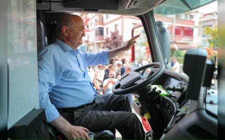 Düzce Belediye Başkanı Dr. Faruk Özlü: “Yeni araçlarla hizmet üretme kapasitemizi artırmış olduk”