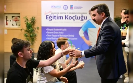Başkan Oktay Yılmaz’dan LGS ve YKS adaylarına moral ziyareti