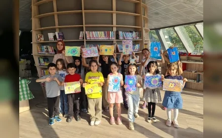 Başiskele Çocuk Kütüphanesi’nde Düzenlenen Ebru Atölyesi Minikleri Geleneksel Sanatla Buluşturdu