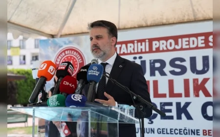 BURSA BÜYÜKŞEHİR BELEDİYESİ BAŞKAN VEKİLİ ŞAHİN BİBA GÜRSU’DA ESNAF VE YEREL YÖNETİMLERLE BİR ARAYA GELDİ