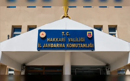 İçişleri Bakanlığı: “Hakkari’de JİHA Destekli Operasyonlarda 626 Kilogram Uyuşturucu Madde Ele Geçirildi”