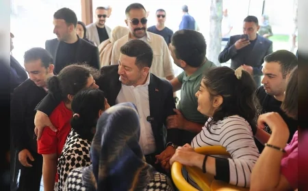 Nevşehir Belediye Başkanı Rasim Arı Özel İnsanlarla Buluştu: “Her Zaman Yanlarında Olmaya Devam Edeceğiz”