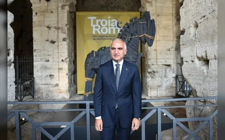 KÜLTÜR VE TURİZM BAKANI MEHMET NURİ ERSOY: “TROYA AVRUPA KÜLTÜREL HAFIZASININ DA KURUCU ANLATILARINDAN BİRİDİR”