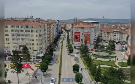 Çorum’da Gazi ve İnönü Caddelerinde 15 Dakikalık Park Dönemi 15 Haziran’da Başlıyor