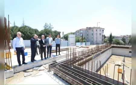 AK Parti Bursa Milletvekili Ayhan Salman ve Belediye Başkanı Alper Taban İnegöl’de Devam Eden Yatırımları İnceledi