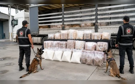 Ticaret Bakanlığı İpsala Gümrük Kapısı’nda 3 Milyar TL Değerinde 1 Tonun Üzerinde Uyuşturucu Ele Geçirdi