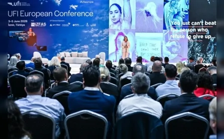İzmir’de UFI Avrupa Konferansı’nda konuşan Bengisu Avcı: “Vazgeçmeyi reddeden bir insanı hiçbir şey yenemez”