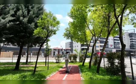 Sincan Belediyesi Yaz Boyunca Tüm Park ve Yeşil Alanlarda İlaçlama Çalışmalarını Sürdürecek