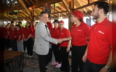 Yunusemre Belediye Başkanı Semih Balaban Sosyal Tesislerde İncelemelerde Bulundu