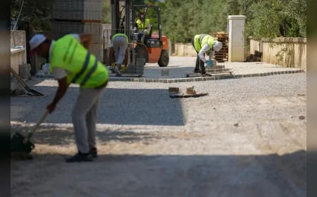 Menteşe Belediye Başkanı Gonca Köksal Aras Menteşe Genelinde Sürdürülen Yol ve Altyapı Çalışmalarını Yerinde İnceledi