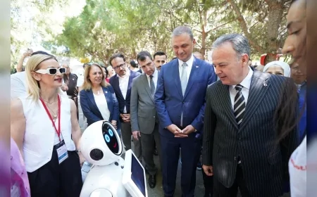 Beylikdüzü’nde Düzenlenen TÜBİTAK 4006-C Bilim Fuarları Festivali Genç Mucitleri Bir Araya Getirdi