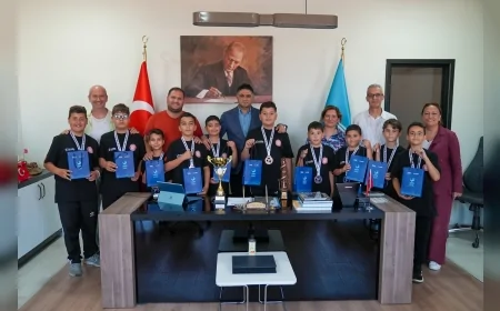 Aliağa Belediye Başkanı Serkan Acar: “Çocuklarımızın elde ettiği bu başarı hepimiz için büyük bir gurur kaynağıdır”