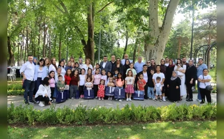 Bursa Büyükşehir Belediyesi Akondroplazi Bireyleri Tarih ve Kültür Turu Programında Ağırladı