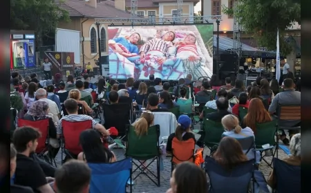 Odunpazarı’nda Ahşabın Sesi Festivali Dördüncü Gününde Açık Hava Sinemasıyla Renkli Anlara Sahne Oldu